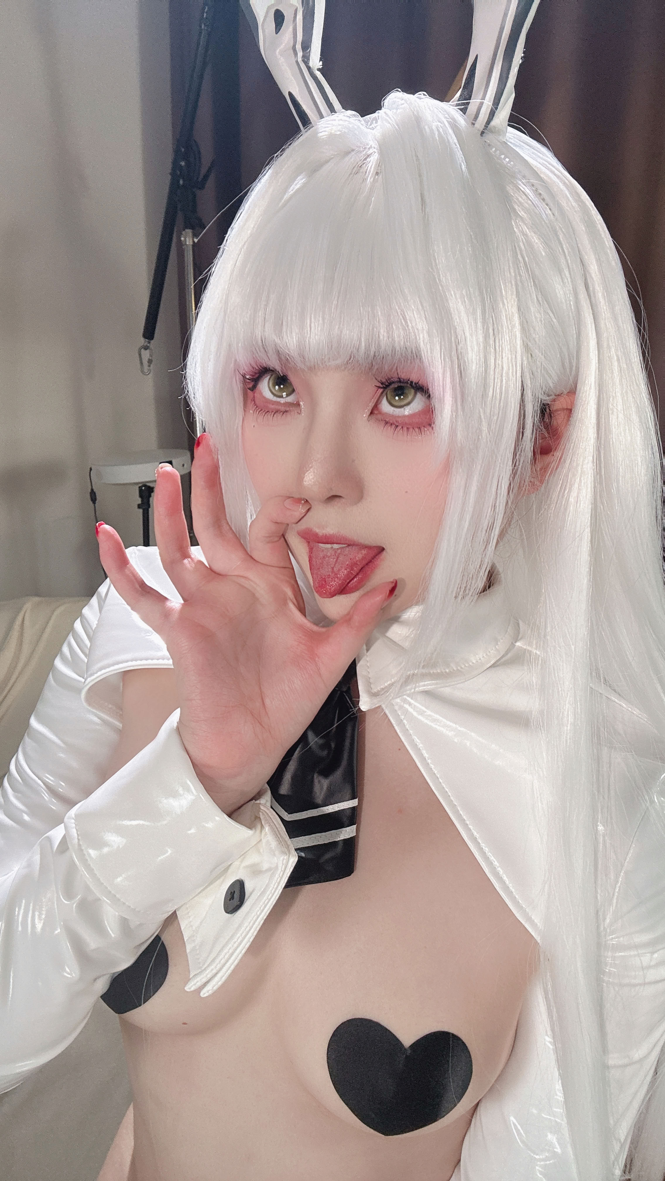 Đọc truyện hentai Tuyển tập Albums siêu phẩm Cosplay - Chap 1431 - Natsuko - NIKKE Blair Reverse Bunny Girl