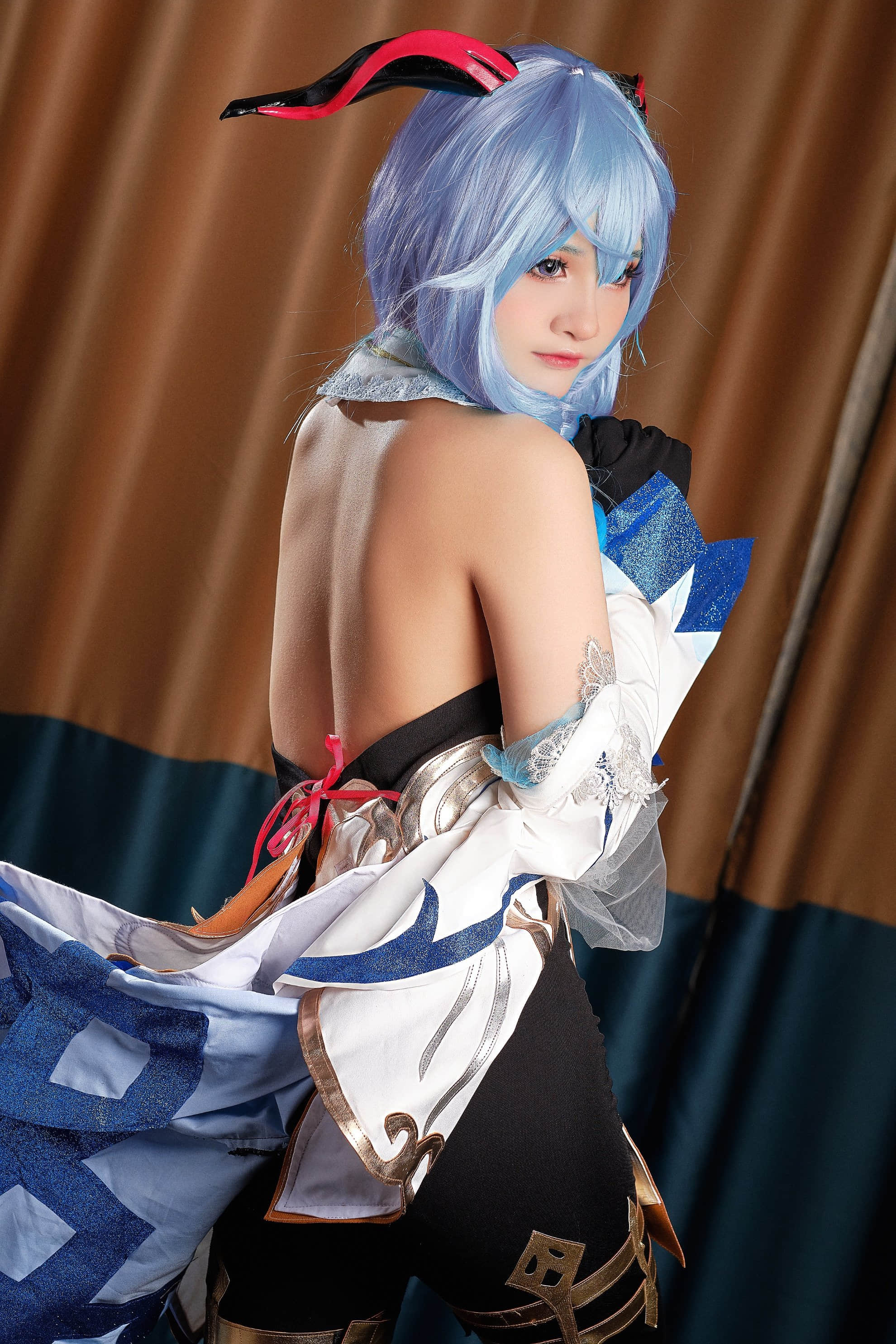 Đọc truyện hentai Tuyển tập Albums siêu phẩm Cosplay - Chap 874 - Azami - Ganyu
