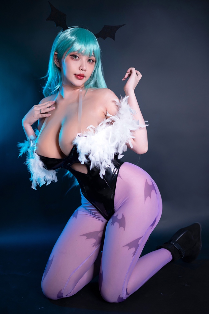 Đọc truyện hentai Tuyển tập Albums siêu phẩm Cosplay - Chap 1044 - Hana Bunny – Morrigan