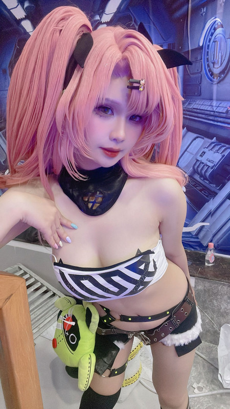 Đọc truyện hentai Tuyển tập Albums siêu phẩm Cosplay - Chap 1101 - Pyon Lay - Nicole Demara