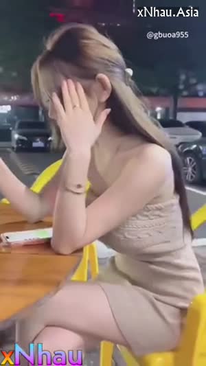 Mang gái xinh đi ăn rồi cho về nhà địt ngon (Mang gái xinh đi ăn rồi cho về nhà địt ngon) [26]