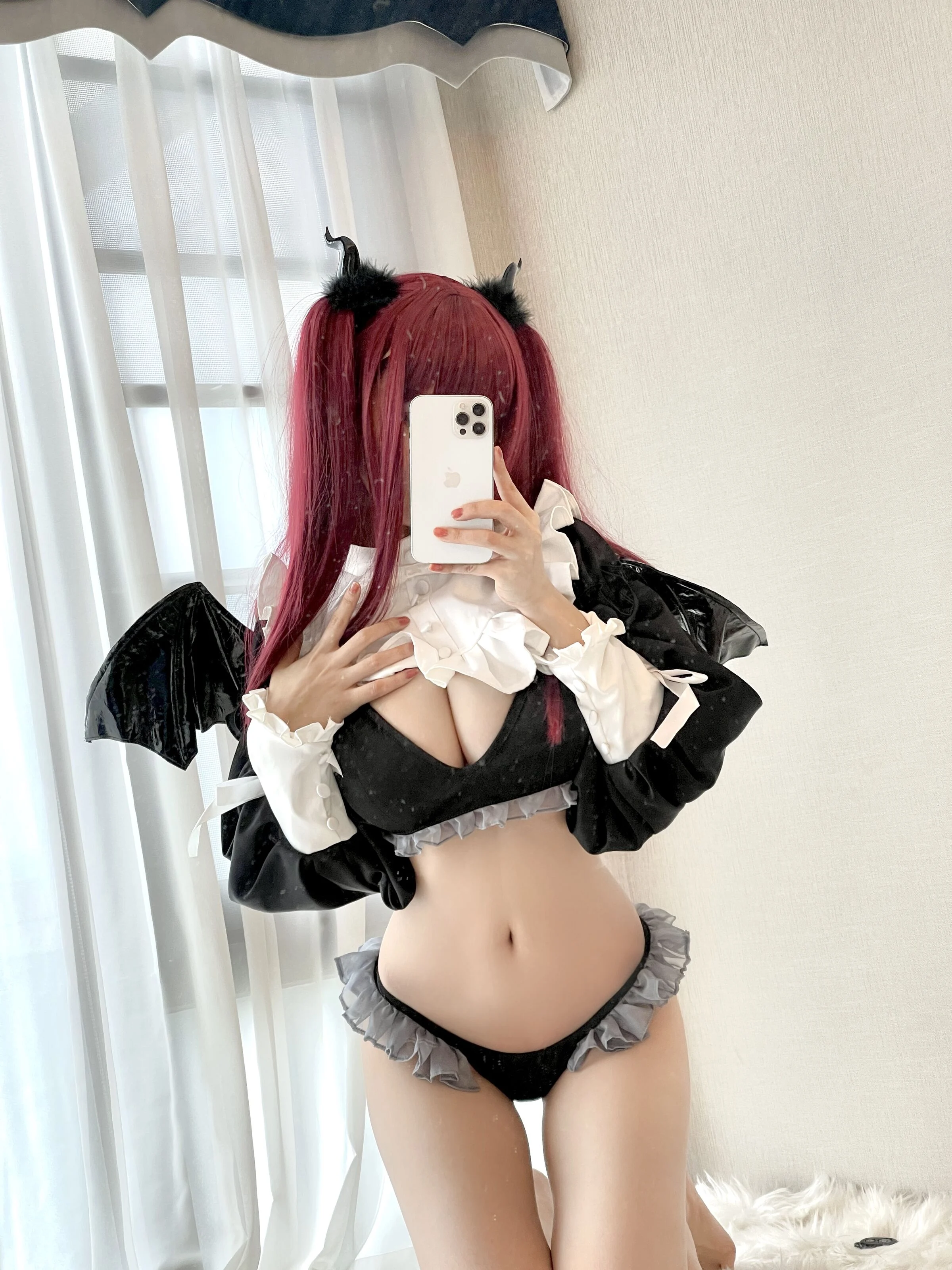 Đọc truyện hentai Tuyển tập Albums siêu phẩm Cosplay - Chap 440 - Chiyo Ogura - Dream Demon Disturbs Leeds 20p