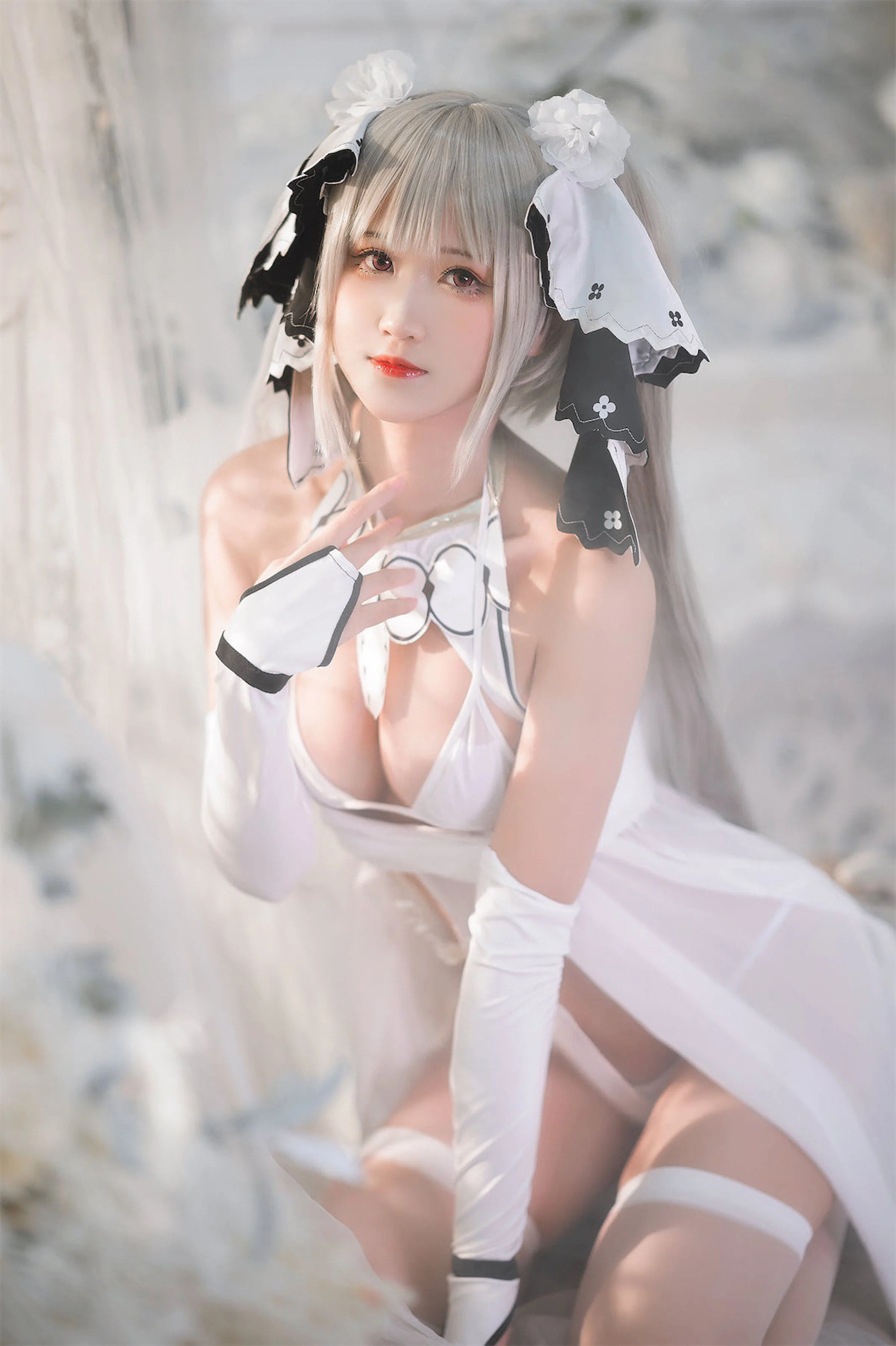 Đọc truyện hentai Tuyển tập Albums siêu phẩm Cosplay - Chap 532 - Three Degrees_69 Terrible White Veil