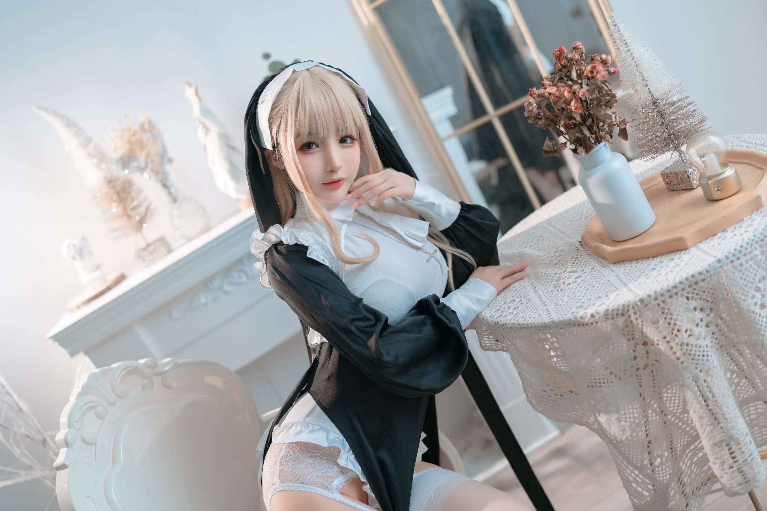 Đọc truyện hentai Tuyển tập Albums siêu phẩm Cosplay - Chap 771 - Sakurai Nene - Nun