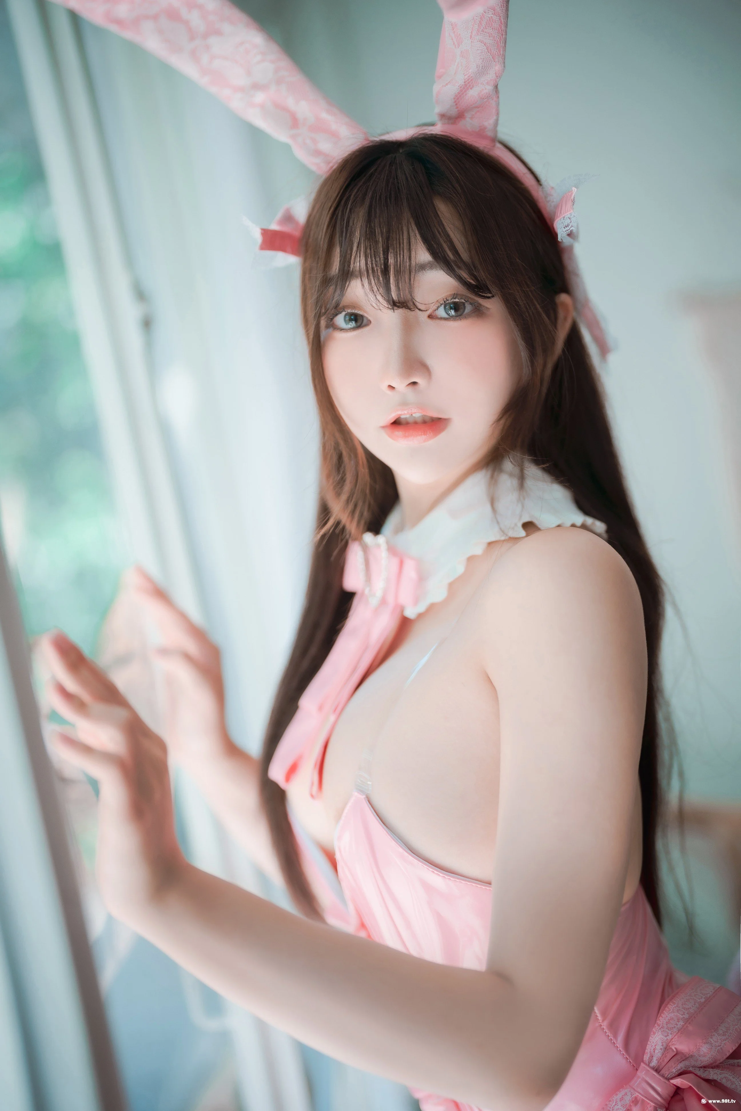 Đọc truyện hentai Tuyển tập Albums siêu phẩm Cosplay - Chap 268 - NewBom NO.004 [DJAWA] The Year of the Pink Bunny (+S.Ver)