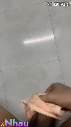 Sục Hết Sức Mình Với Quần Lót Em Hàng Xóm Mình Dây (Sục Hết Sức Mình Với Quần Lót Em Hàng Xóm Mình Dây) [26]
