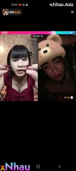 Nìii call với trai lộ hết cả vú (Nìii call với trai lộ hết cả vú) [26]