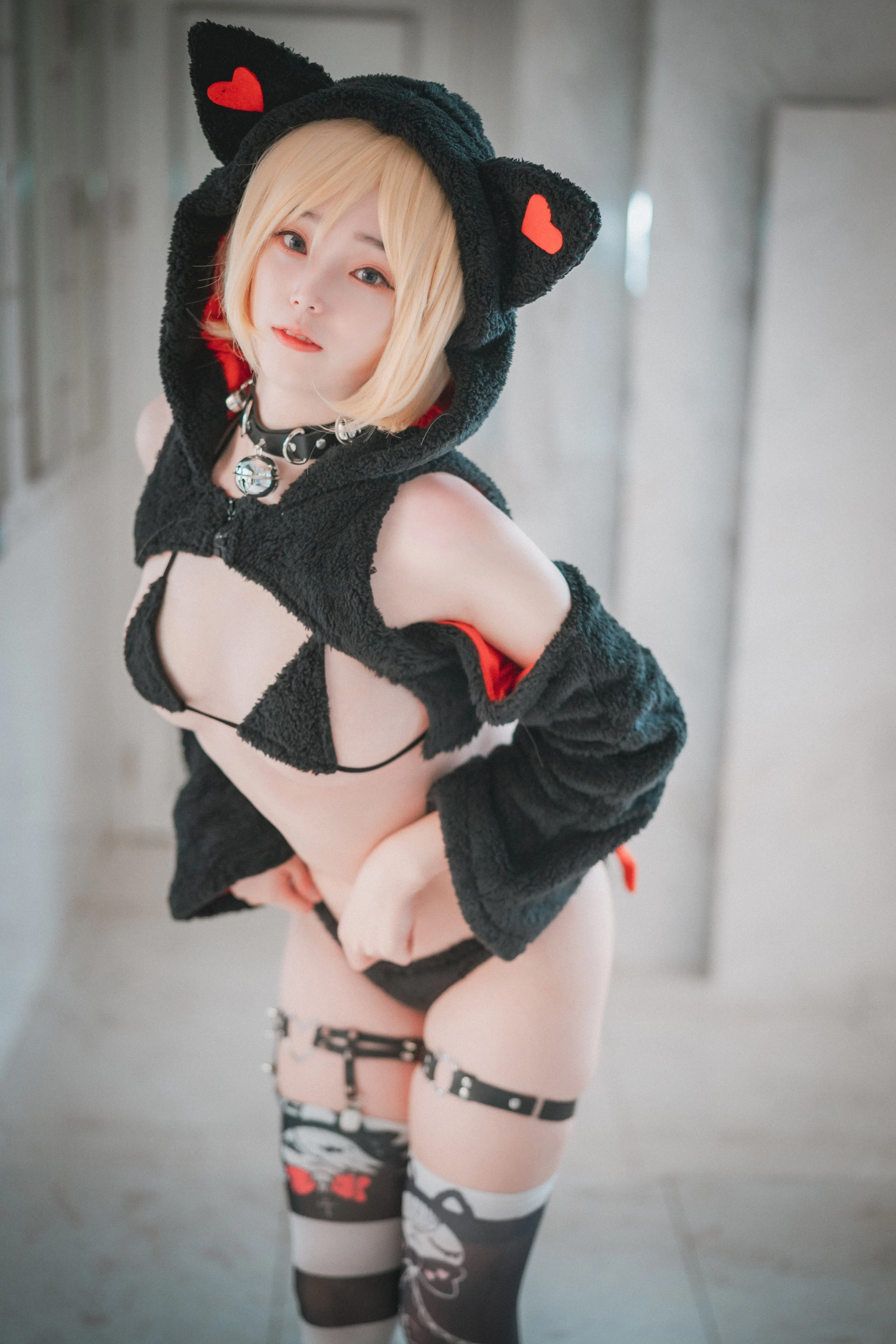 Đọc truyện hentai Tuyển tập Albums siêu phẩm Cosplay - Chap 770 - [DJAWA] Bambi - Naughty Black Cat