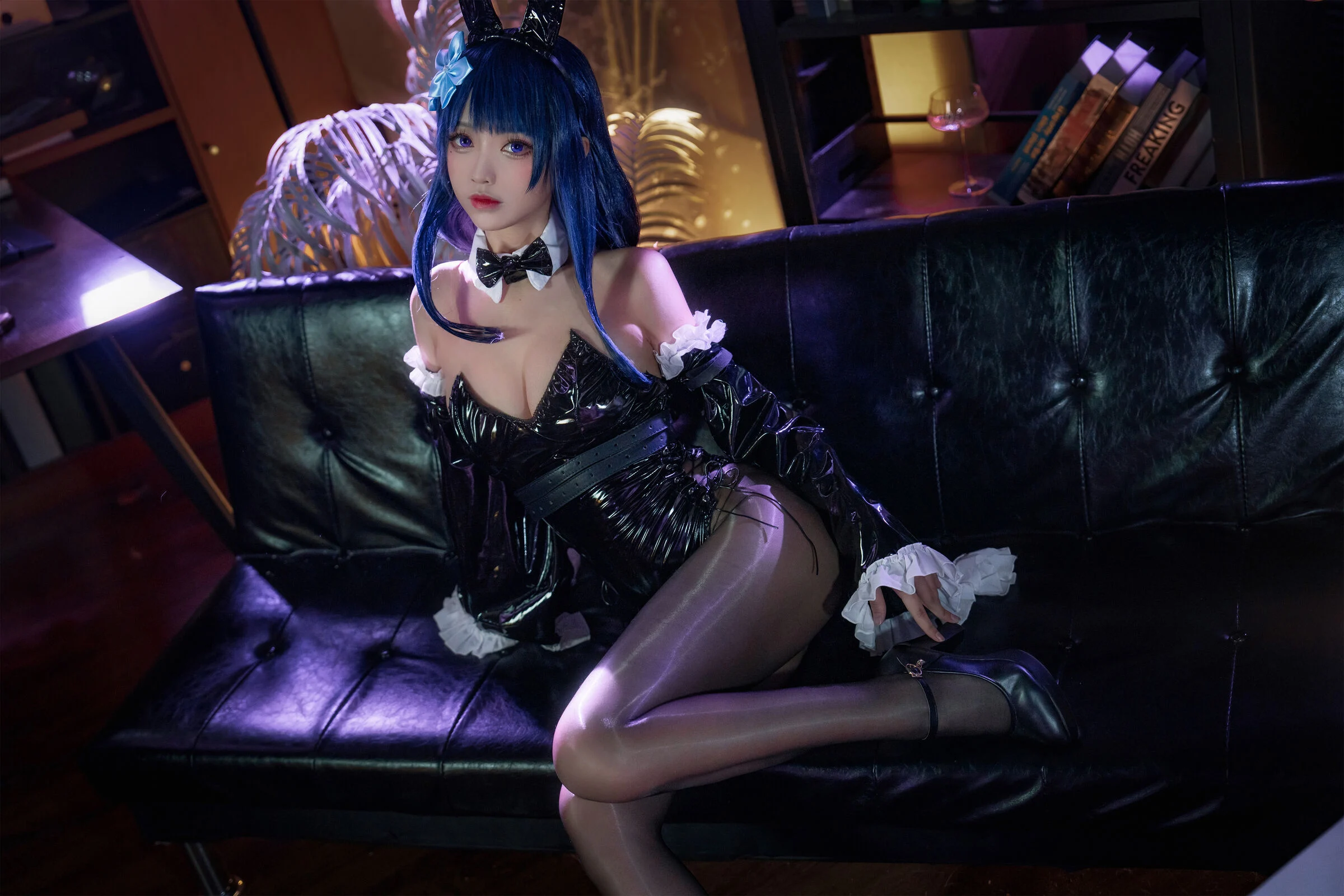 Đọc truyện hentai Tuyển tập Albums siêu phẩm Cosplay - Chap 151 - Cô gái thỏ tướng Genshin Raiden