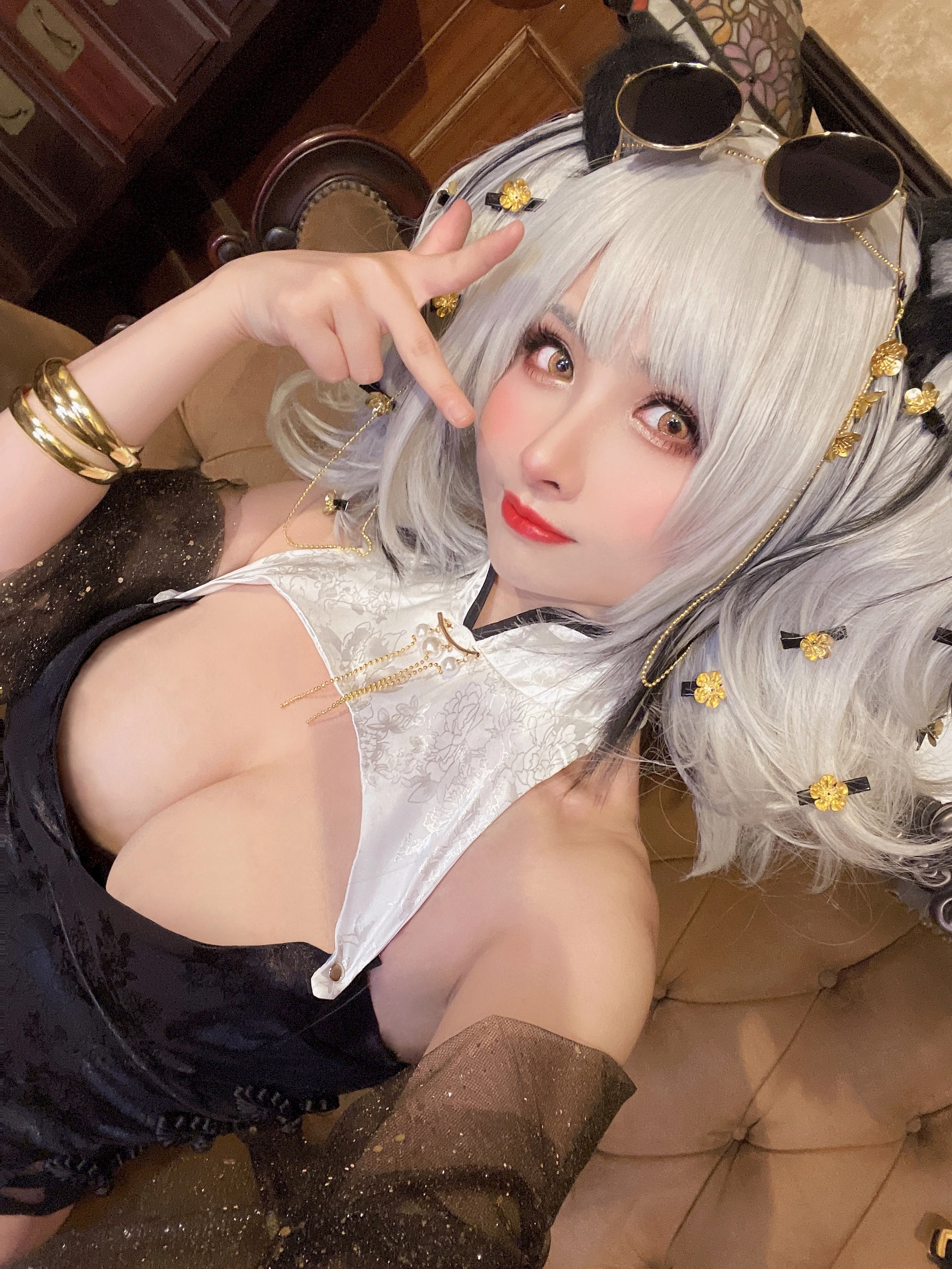 Đọc truyện hentai Tuyển tập Albums siêu phẩm Cosplay - Chap 477 - Rioko - Feater (Arknights)