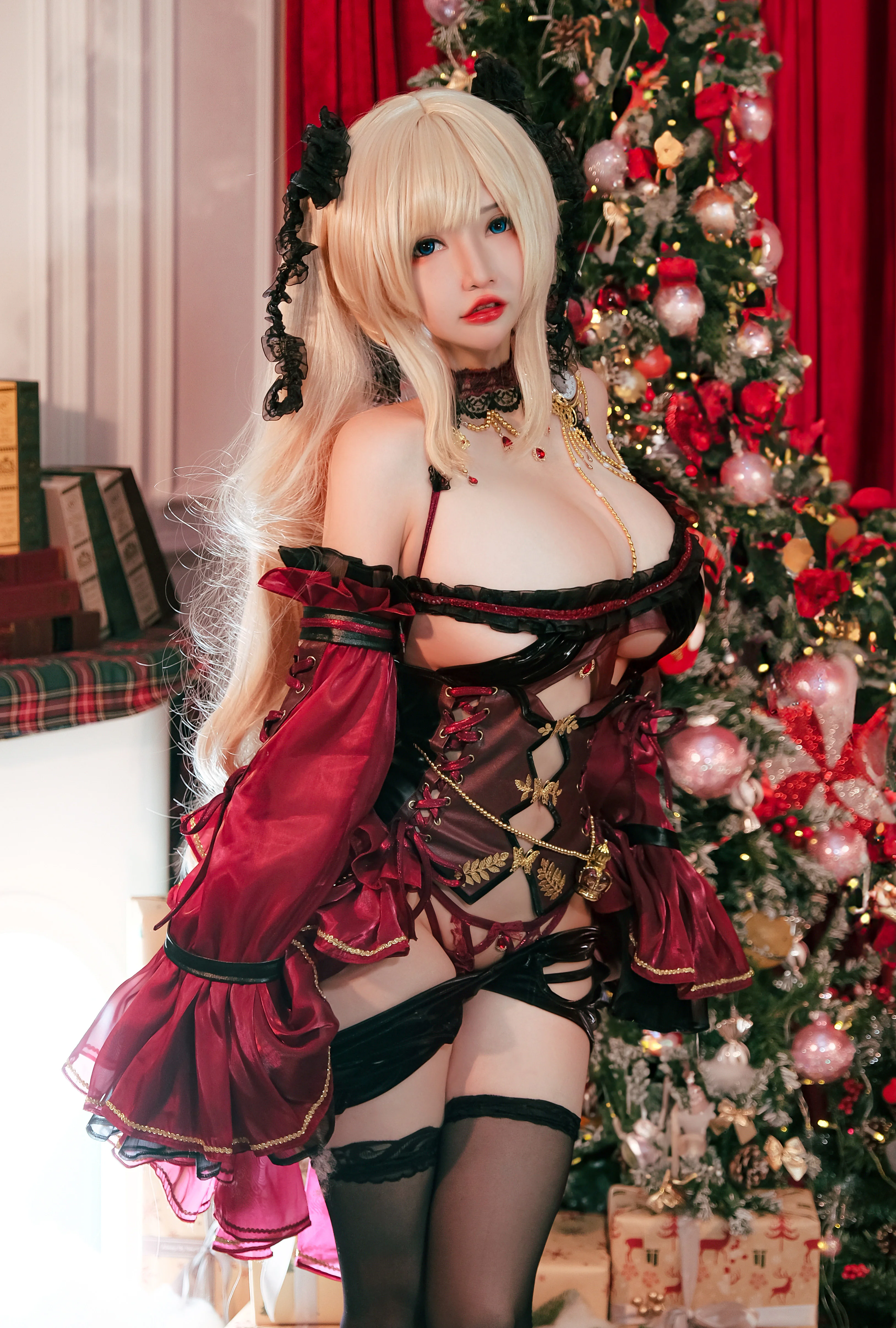 Đọc truyện hentai Tuyển tập Albums siêu phẩm Cosplay - Chap 945 - Potato Godzilla - Marie Rose Xmas