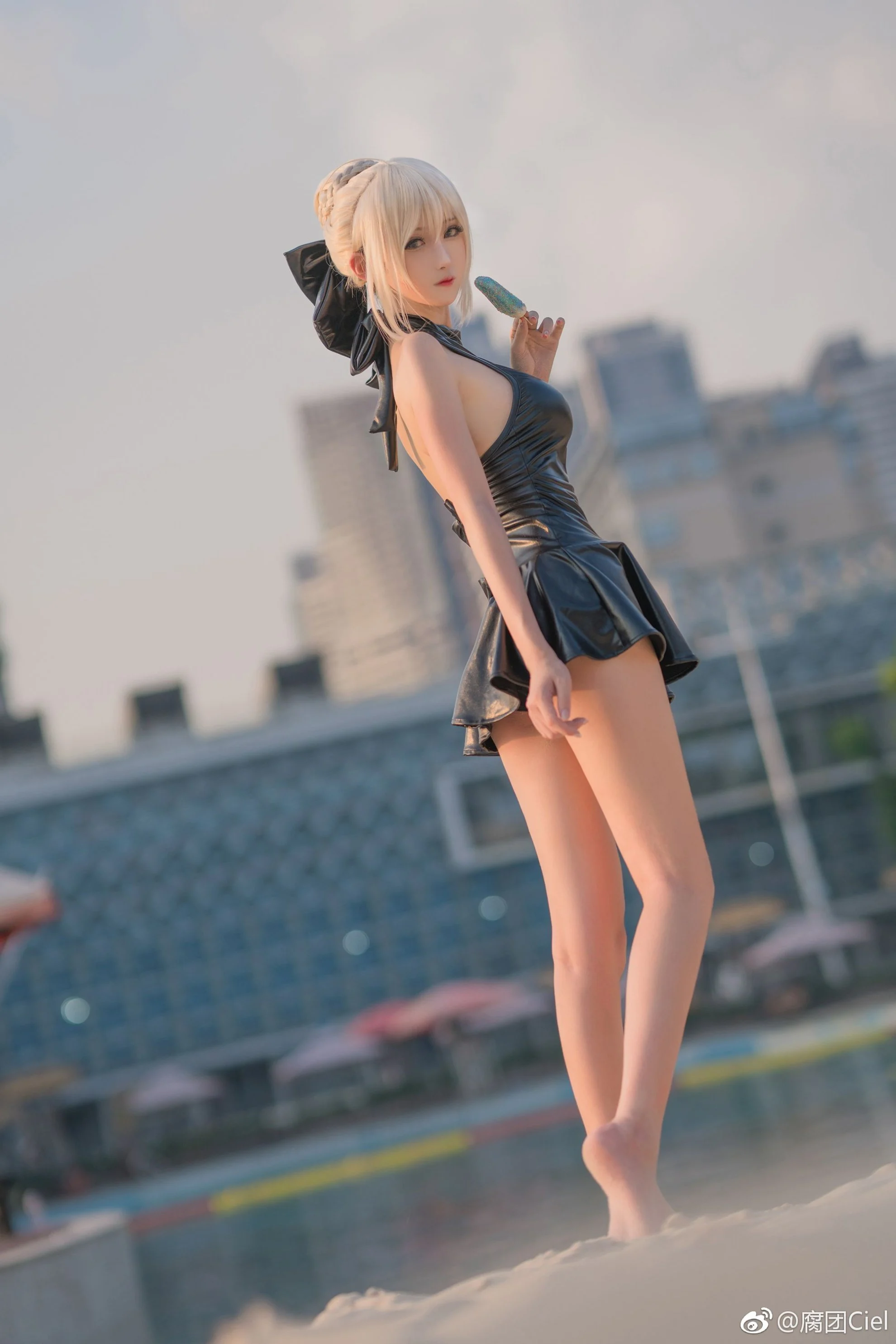 Đọc truyện hentai Tuyển tập Albums siêu phẩm Cosplay - Chap 886 - saber cosplay