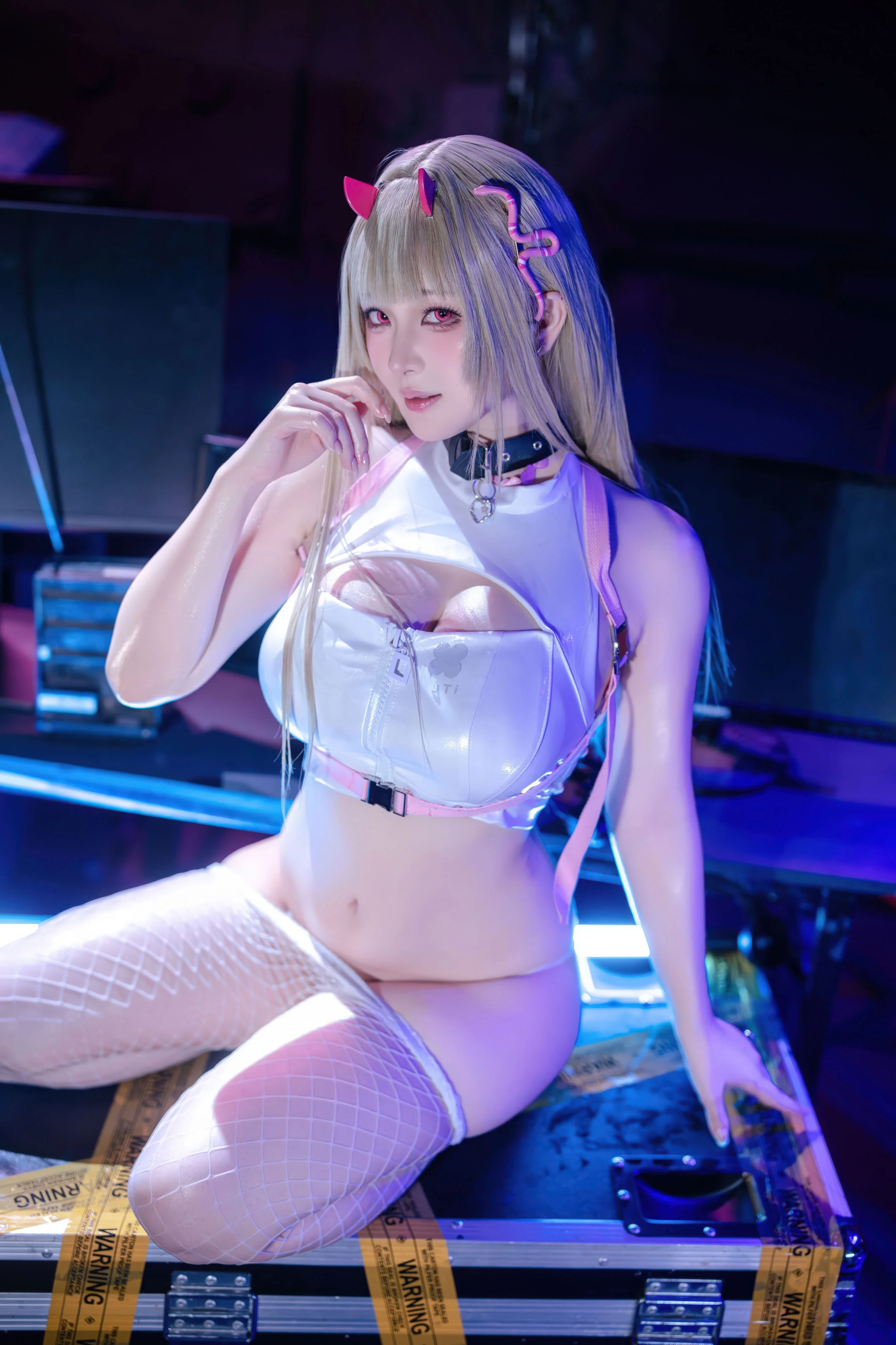Đọc truyện hentai Tuyển tập Albums siêu phẩm Cosplay - Chap 1342 - Yukako - Victory Goddess: Niki, Viper
