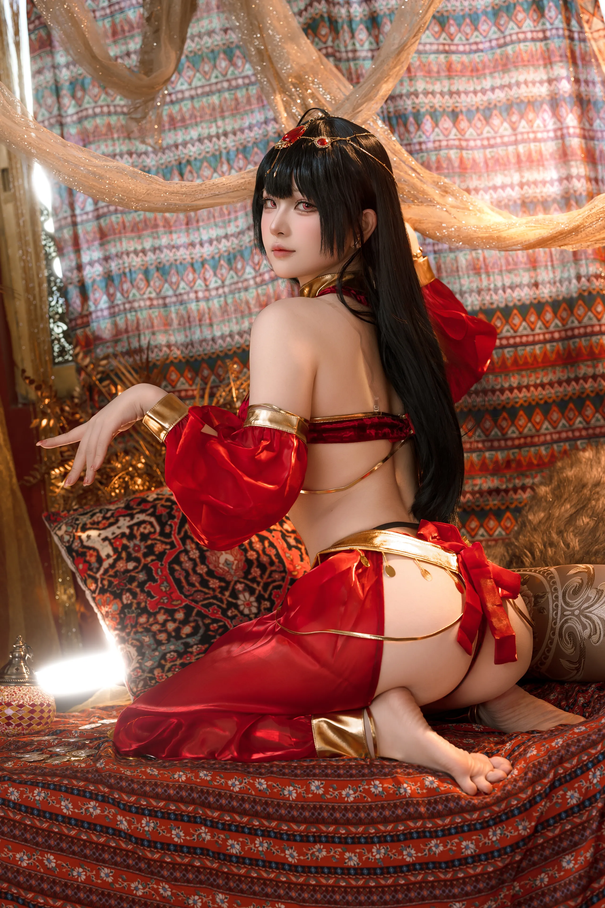 Đọc truyện hentai Tuyển tập Albums siêu phẩm Cosplay - Chap 1018 - Yuyu - Azur Lane Big Phoenix Dancer New Year Special