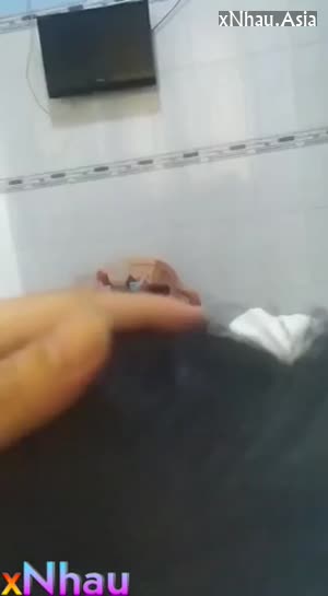 Đưa bé học sinh vào cơm mê (Đưa bé học sinh vào cơm mê) [26]