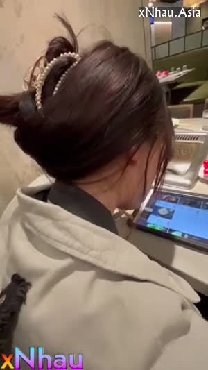 dẫn bé rau mới lớn đi ăn rồi vào nhà nghỉ nhân trần xuất trong (dẫn bé rau mới lớn đi ăn rồi vào nhà nghỉ nhân trần xuất trong) [26]