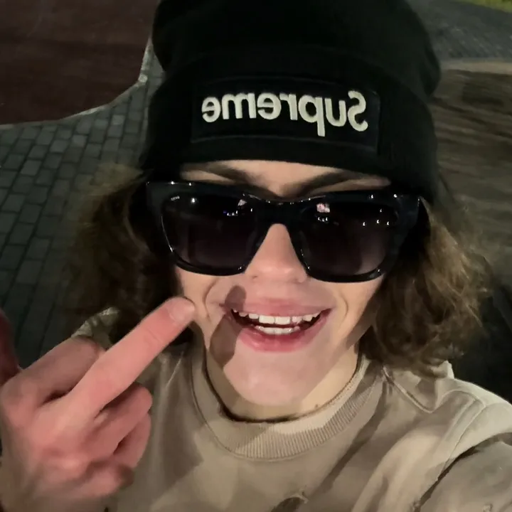 vsupremefinesim