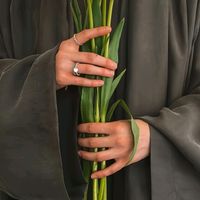 TikTok Account - https://p16-sg.tiktokcdn.com/tos-alisg-avt-0068/08661085752bf754c41d38723cab12de~tplv-tiktokx-cropcenter:200:200.jpeg