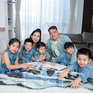 louissescarlettFamily