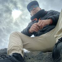 TikTok Account - https://p16-sg.tiktokcdn.com/tos-alisg-avt-0068/3892f6f80c1efce58d1230bae414409d~tplv-tiktokx-cropcenter:200:200.jpeg