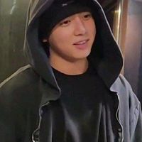 TikTok Account - https://p16-sg.tiktokcdn.com/tos-alisg-avt-0068/3d3ce0a453fa4298b0f533319692814d~tplv-tiktokx-cropcenter:200:200.jpeg