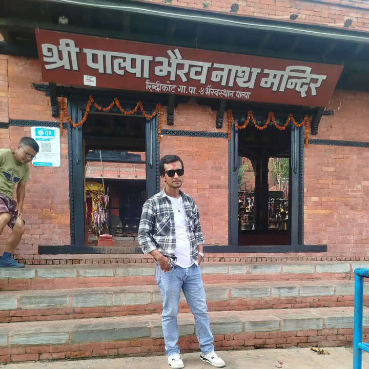 mr..bishwokarma7280