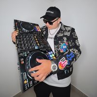 TikTok Account - https://p16-sg.tiktokcdn.com/tos-alisg-avt-0068/46ccc1e8bba3248bb46267d8e5c0a438~tplv-tiktokx-cropcenter:200:200.jpeg