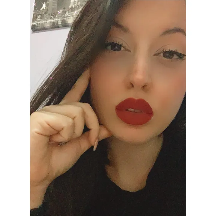 _.melyr._