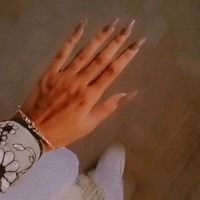 mano_1oo