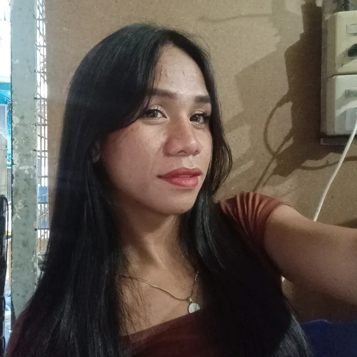lyza_deleon