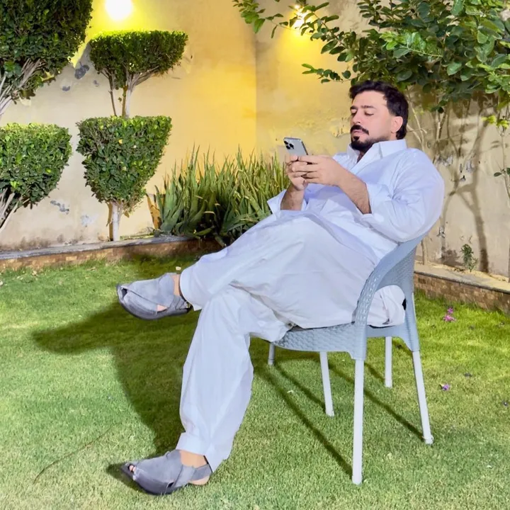 mukaram_khan_7