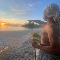 TikTok Account - https://p16-sg.tiktokcdn.com/tos-alisg-avt-0068/5f0ef18a3bf12f82fb3e869f9ab7f6a2~tplv-tiktokx-cropcenter:200:200.jpeg