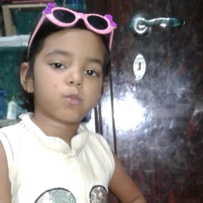 mahiraparween2
