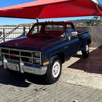 TikTok Account - https://p16-sg.tiktokcdn.com/tos-alisg-avt-0068/7331990275483435009~tplv-tiktokx-cropcenter:200:200.jpeg