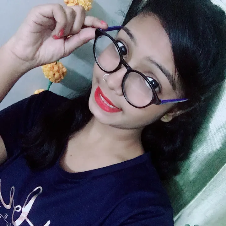 vania_devanshi