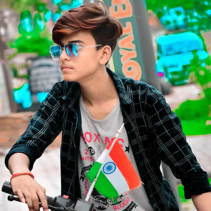 akabhi824