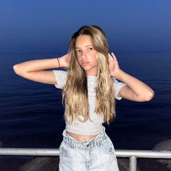 vikusichka03