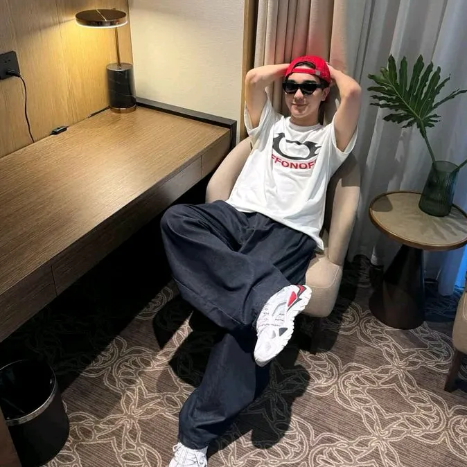 hollyxinchao1705