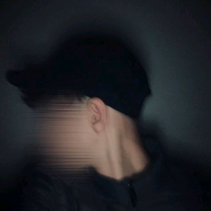 @_𝐁𝐎𝐃𝐀🤴🏻🖤. - original sound