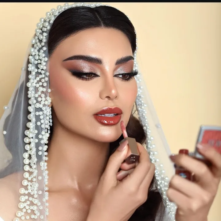 ashwaq8090