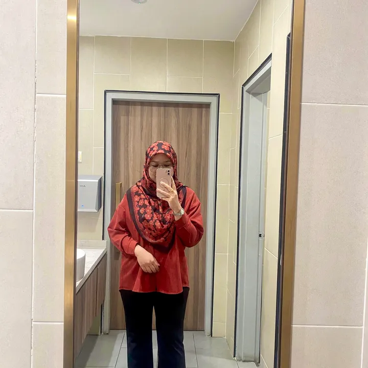 lilynajiha