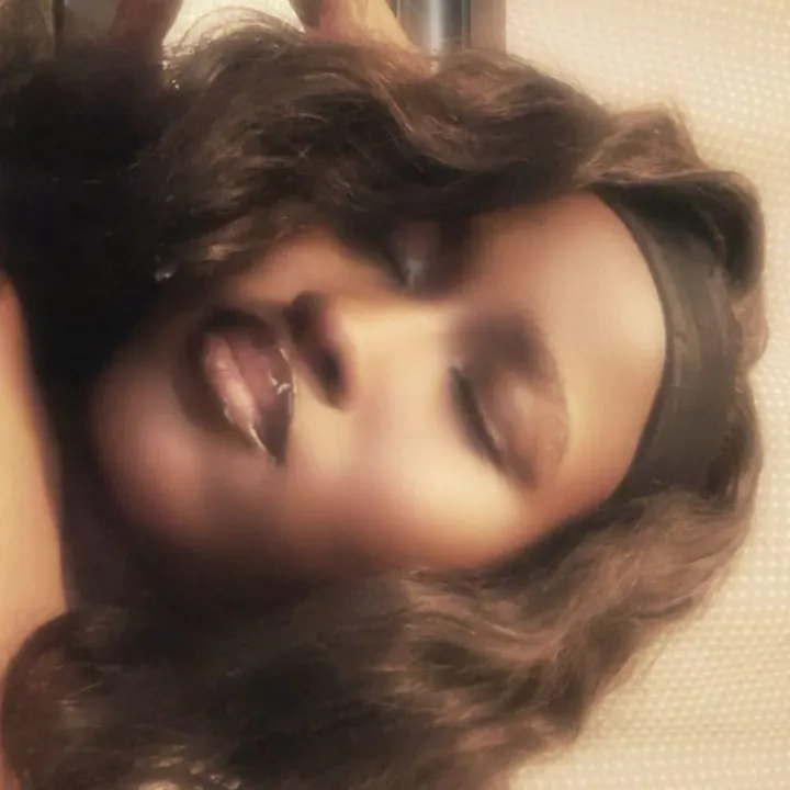 estheresque8