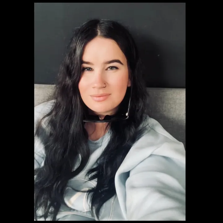 zoe_skylee