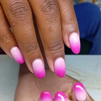 lucy01nails254