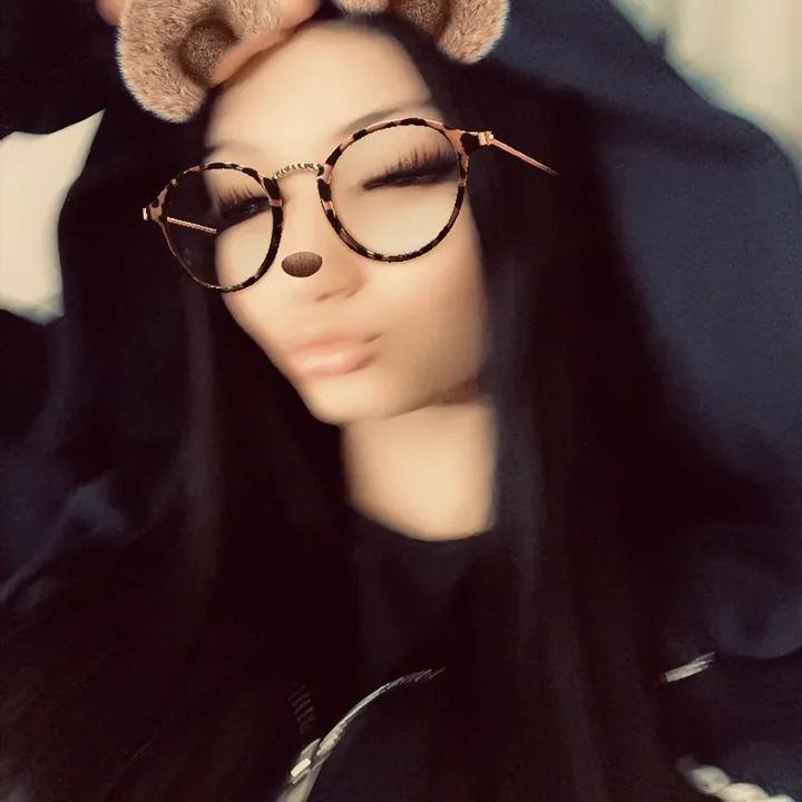 polyymolly0
