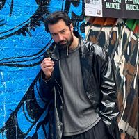 TikTok Account - https://p16-sg.tiktokcdn.com/tos-alisg-avt-0068/c9cca837e5dfa27f5c1abc9d9d7c16d3~tplv-tiktokx-cropcenter:200:200.jpeg