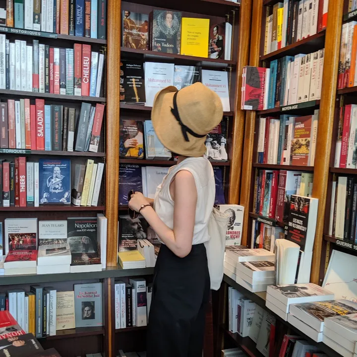 book.and.chan