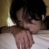 TikTok Account - https://p16-sg.tiktokcdn.com/tos-alisg-avt-0068/ceb1429c01399c8bf87dc8480523c96a~tplv-tiktokx-cropcenter:200:200.jpeg