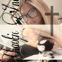 iconicblondiie