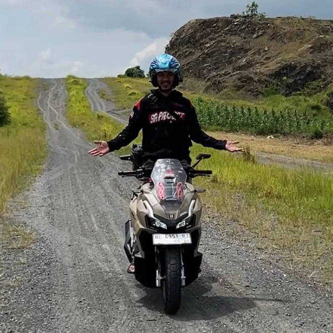fadhil_lucky025